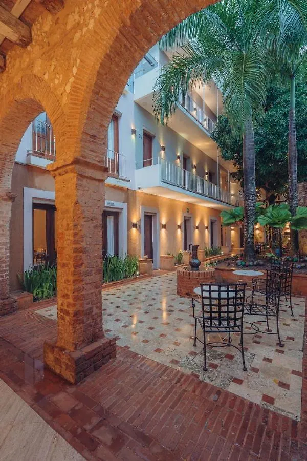 Luca Hotel Santo Domingo