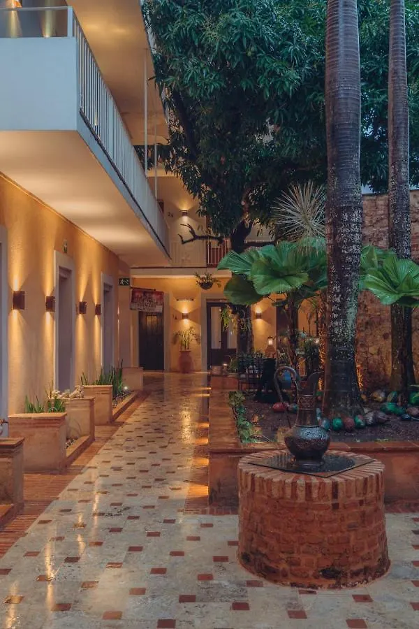 Luca Hotel Santo Domingo